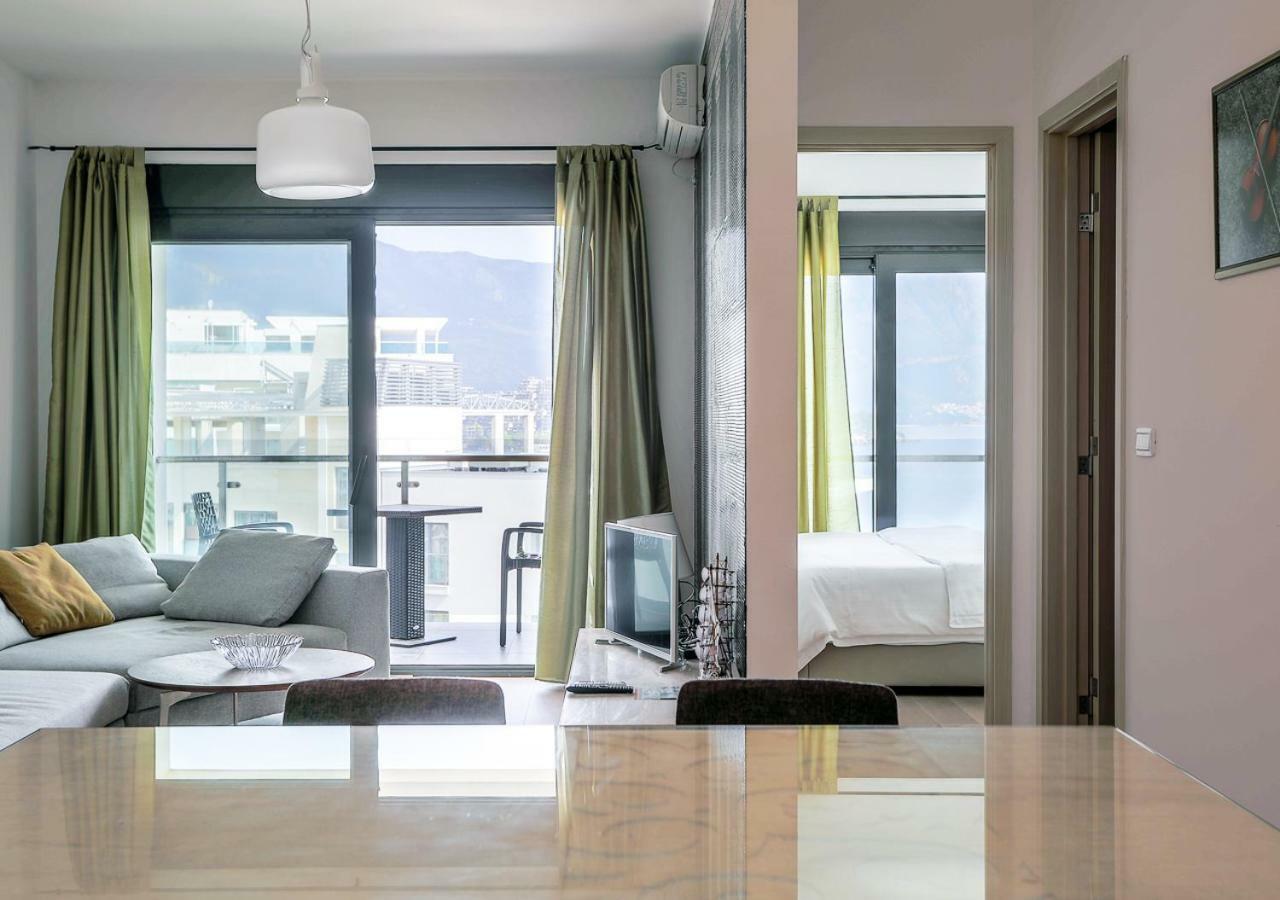 Budva Bay Breeze Apartments Buitenkant foto